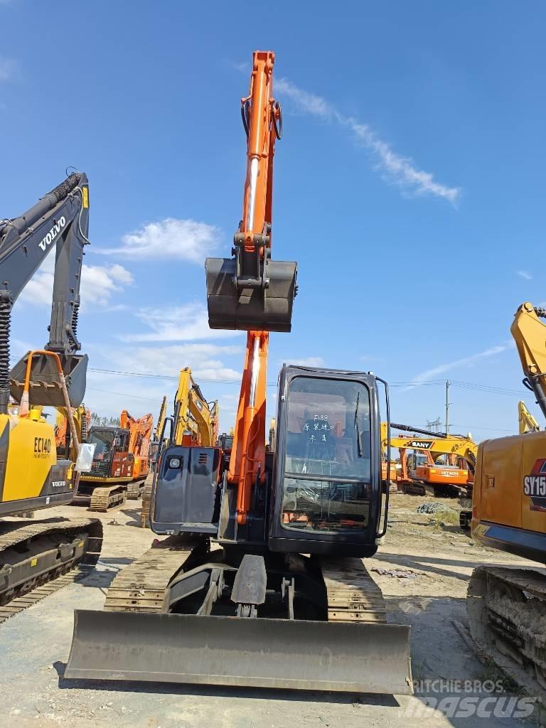 Hitachi ZX 75 Середні екскаватори 7т. - 12т.