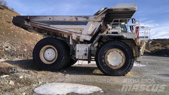 Komatsu HD985 - Міні самоскиди