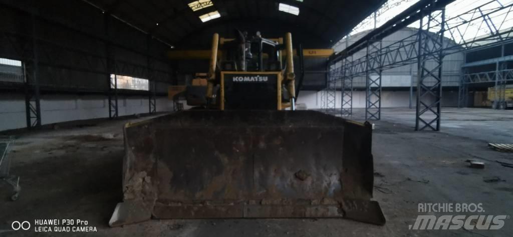 Komatsu DX 65 Гусеничні бульдозери