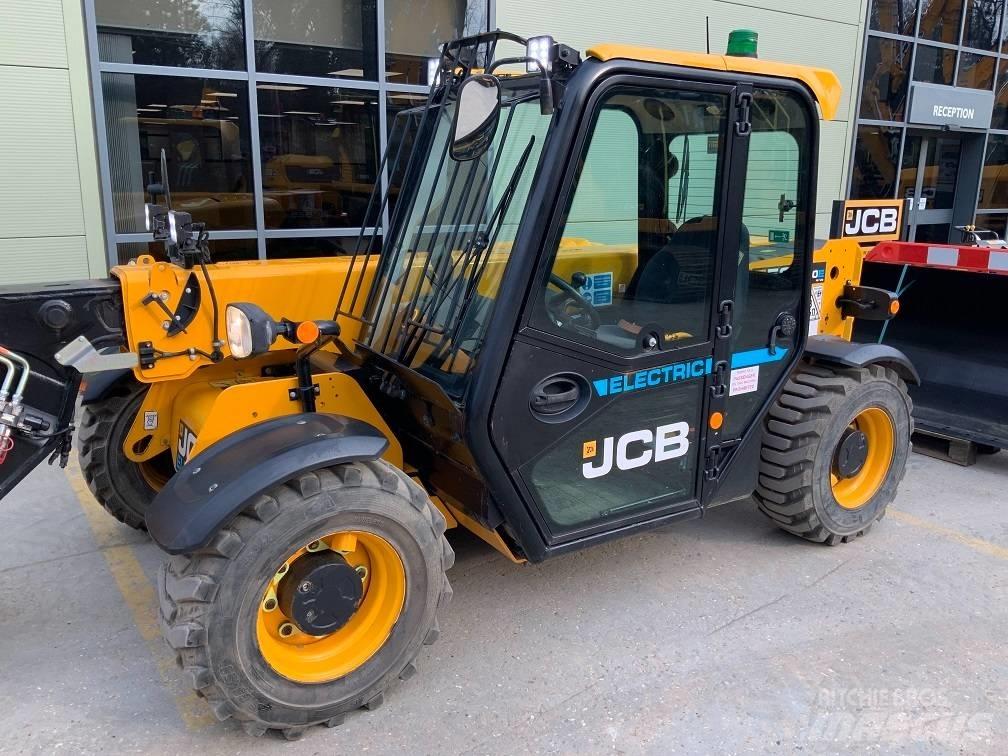 JCB 525-60 E Телескопічні навантажувачі