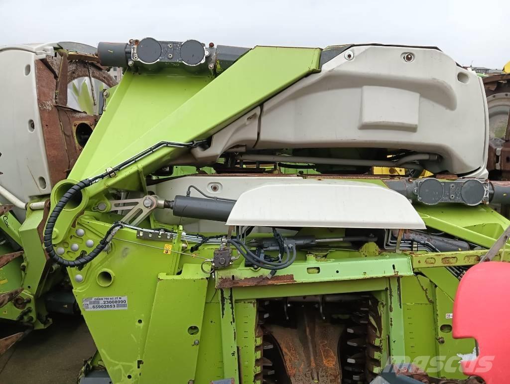 CLAAS ORBIS 750 Кормозбиральні комбайни
