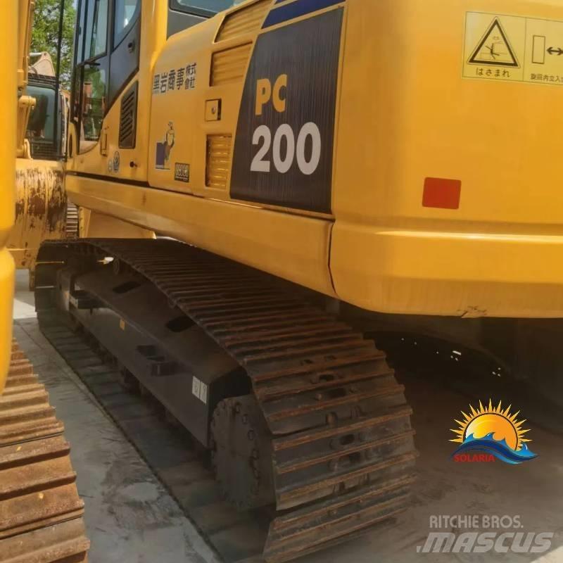 Komatsu PC 200-8 Гусеничні екскаватори