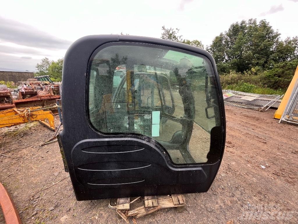 JCB JS220 Cabin / Cab Гусеничні екскаватори