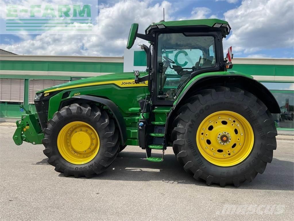 John Deere 8R340 Трактори