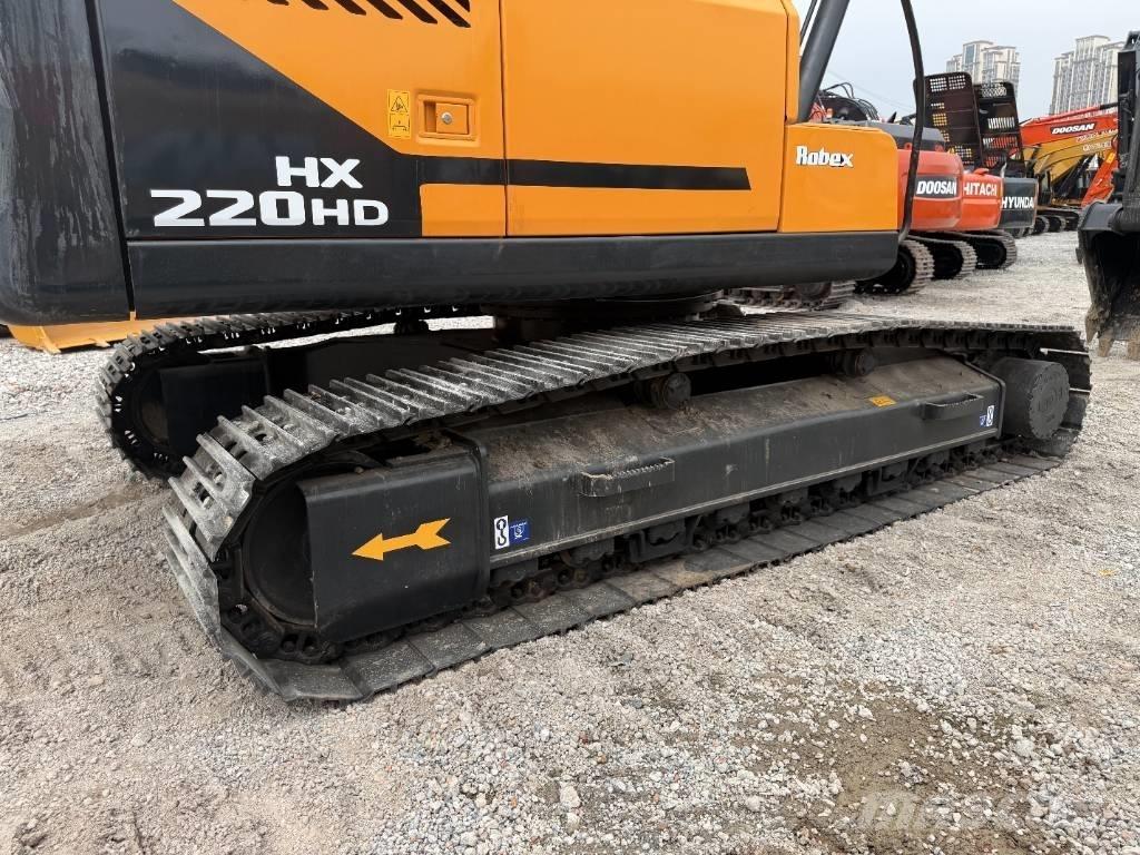 Hyundai HX 220 Гусеничні екскаватори