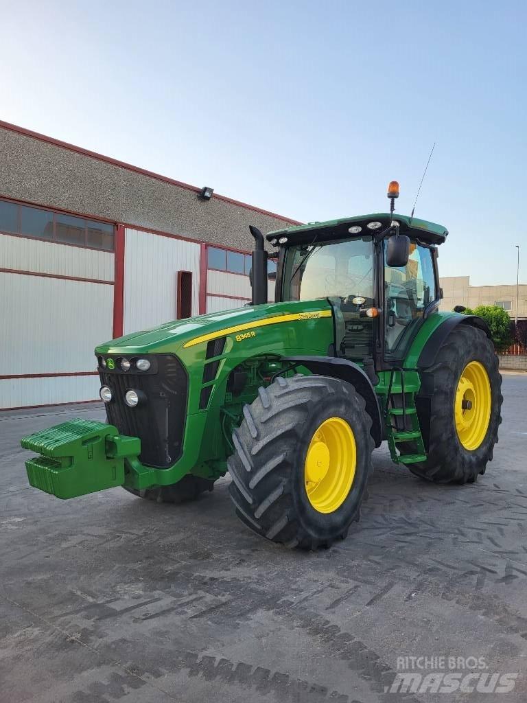 John Deere 8345 R Трактори