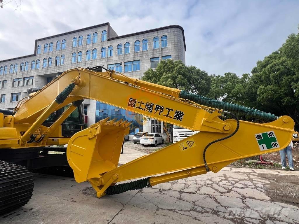 Komatsu PC 220-7 Гусеничні екскаватори