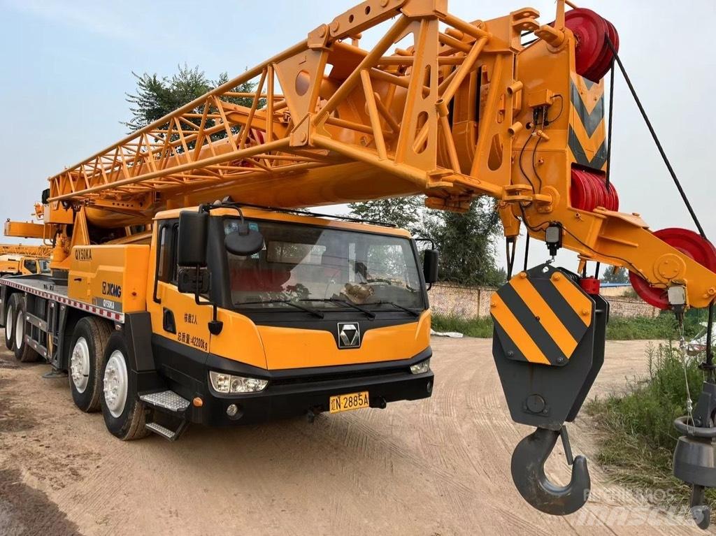 XCMG QY50KA автокрани