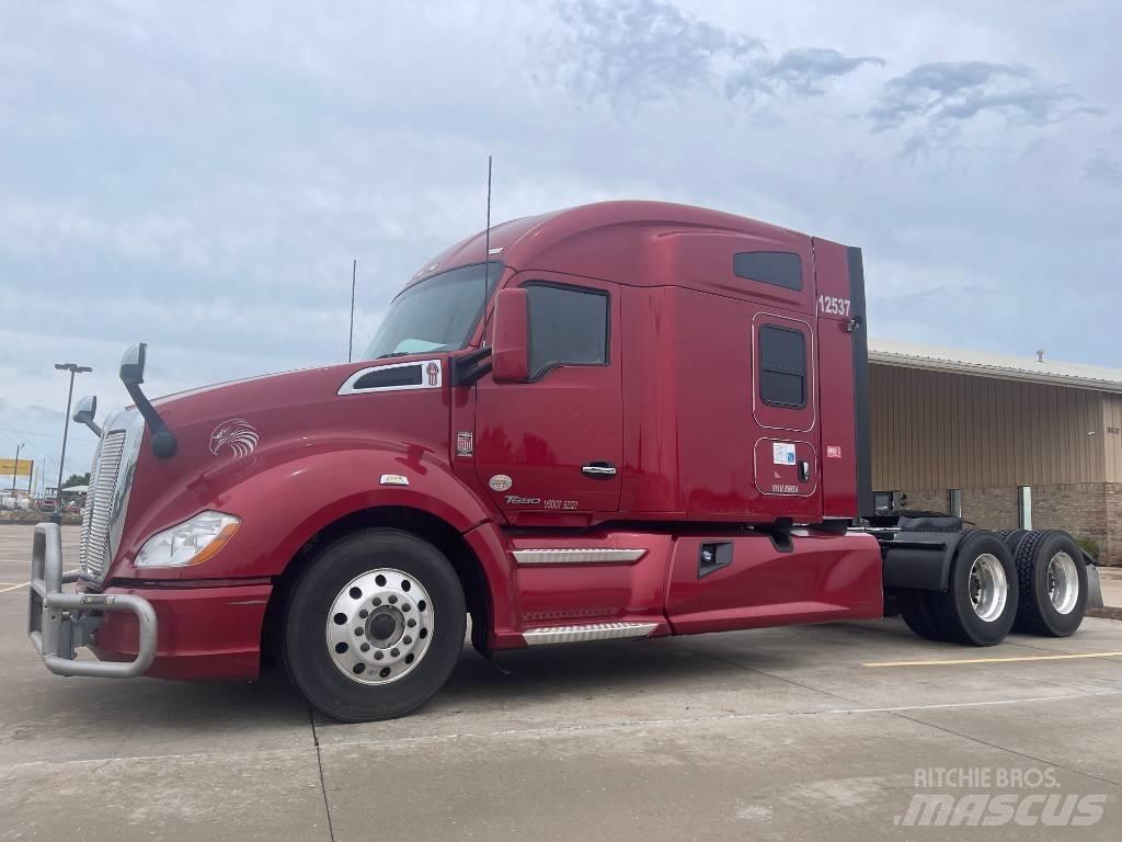 Kenworth T 680 Тягачі
