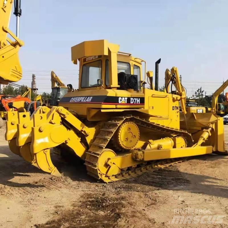 CAT D7H Гусеничні бульдозери