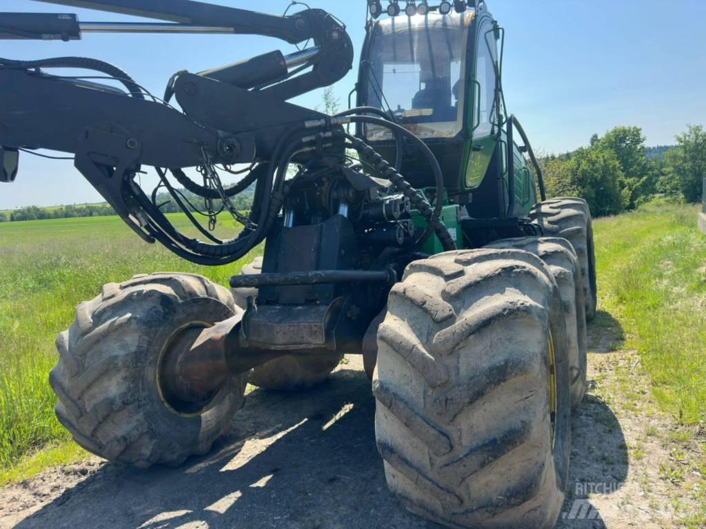 John Deere 1470 E Харвестери
