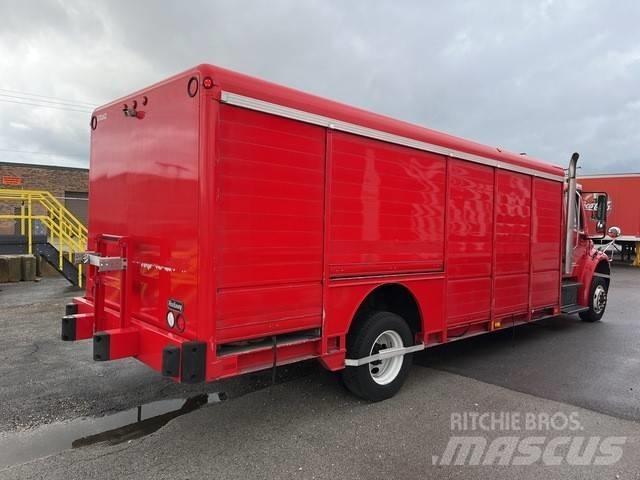 Freightliner M2 106 Вантажівки для доставки напоїв