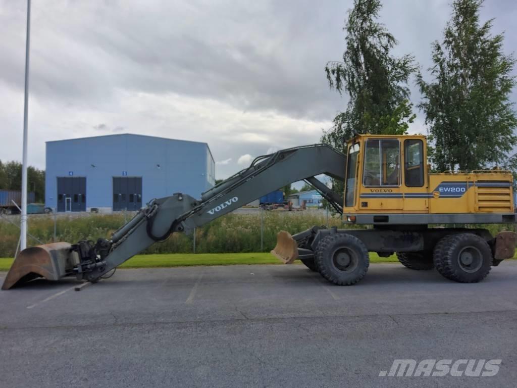 Volvo EW 200 Колісні екскаватори