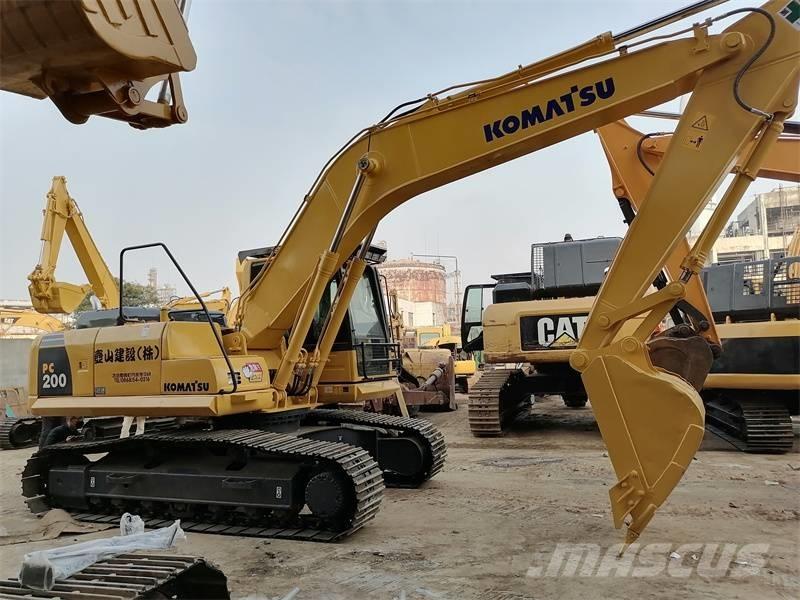 Komatsu pc200-8 Гусеничні екскаватори