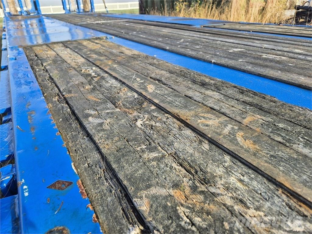 Jyki P31 Низькорамні причепи