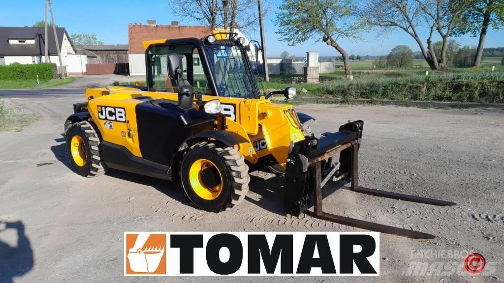 JCB 525-60 Телескопічні навантажувачі