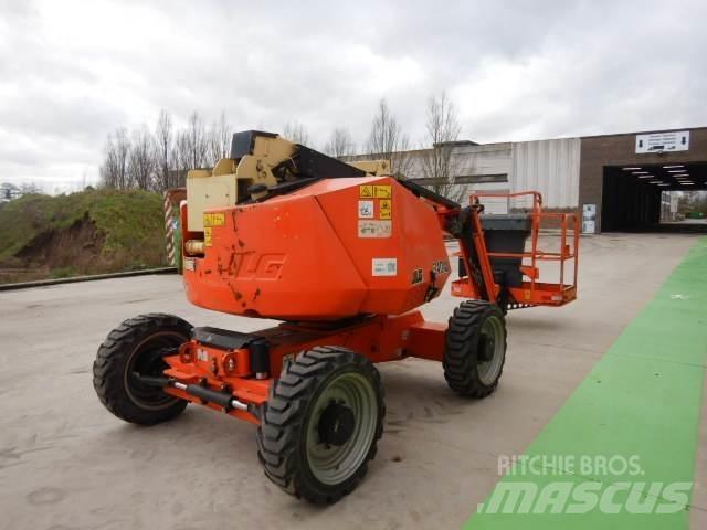 JLG 340AJ Колінчаті підйомники
