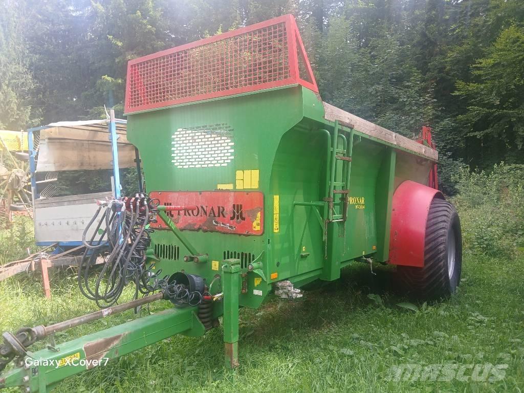 Pronar NV161/4 Розсіювачі гною