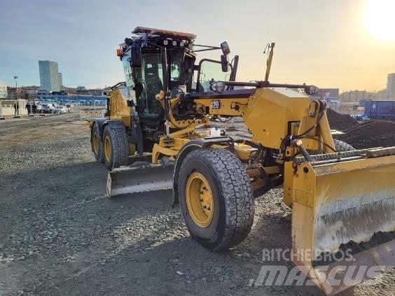 CAT 120 ADW Грейдери