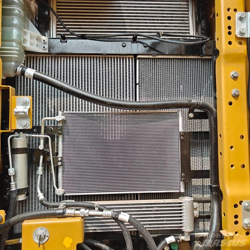 CAT 320GC Гусеничні екскаватори