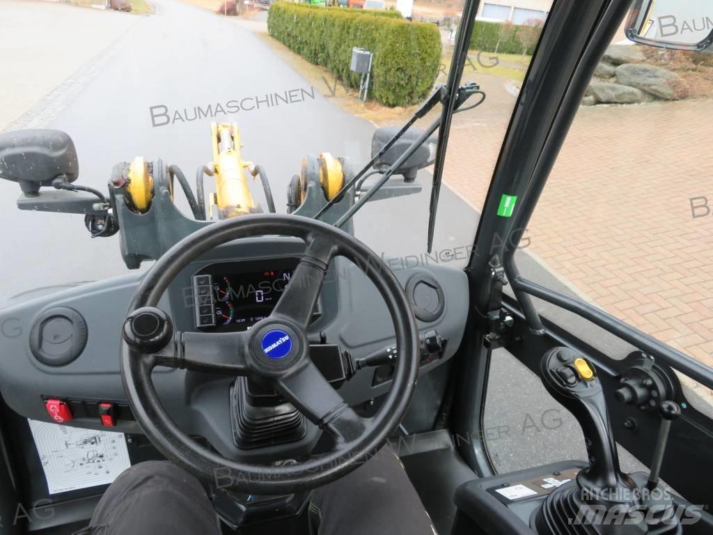 Komatsu WA 70M Фронтальні навантажувачі