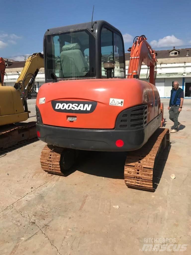 Doosan dx60 Гусеничні екскаватори