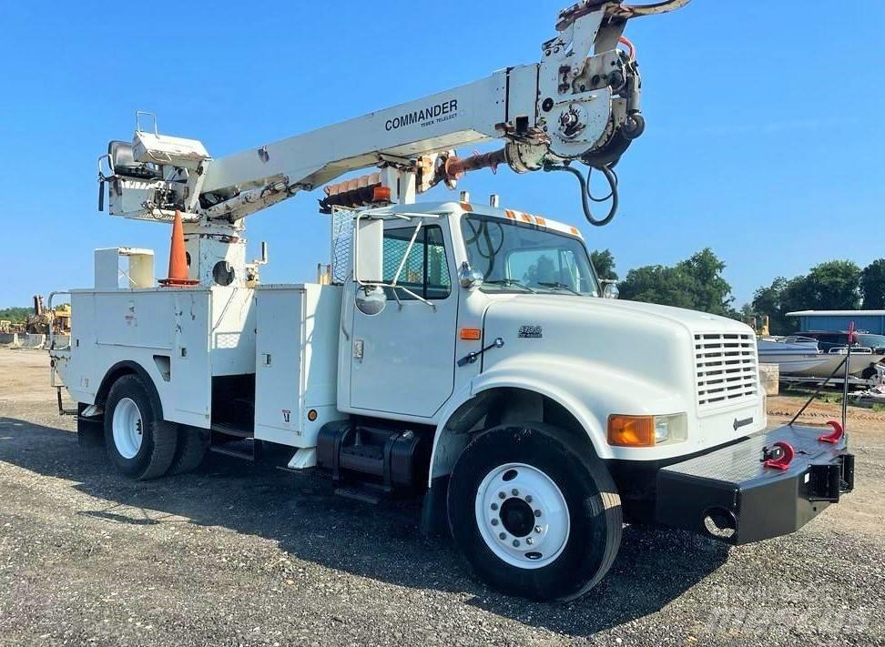 International 4700 Комунальні автомобілі / автомобілі загального призначення