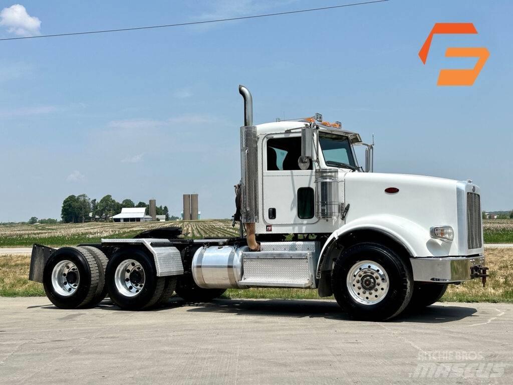 Peterbilt 367 Тягачі