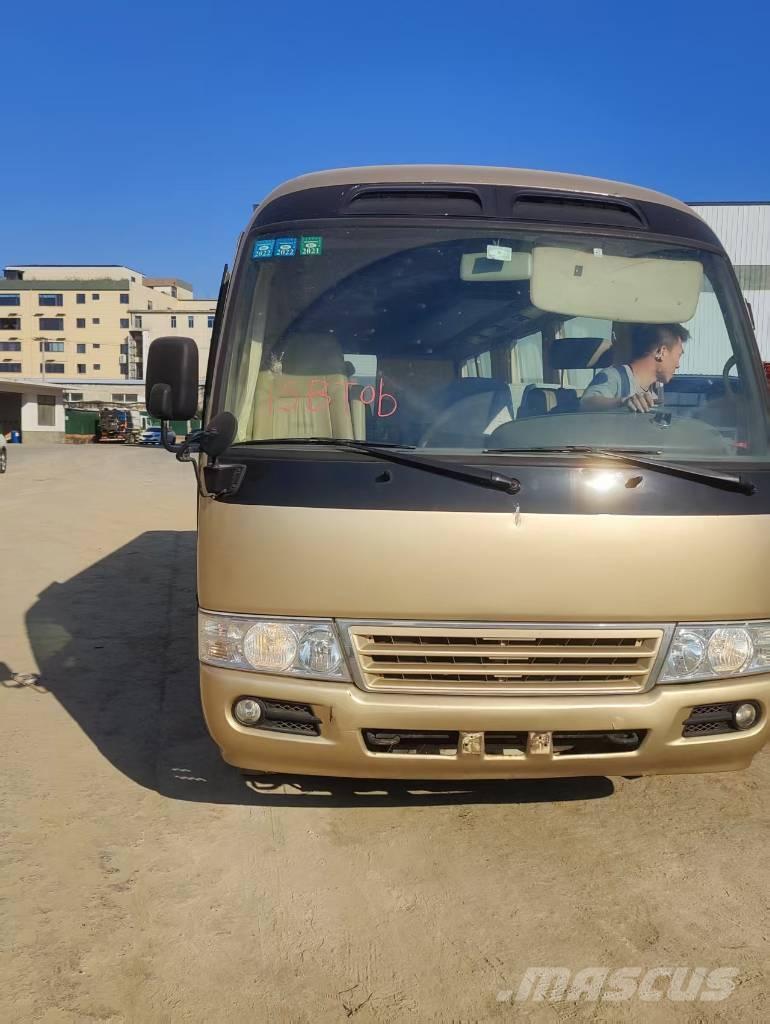 Toyota Coaster Міжміські автобуси