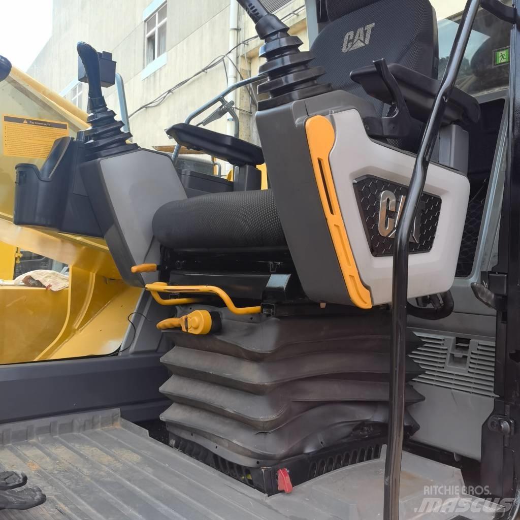CAT 320 GC Гусеничні екскаватори