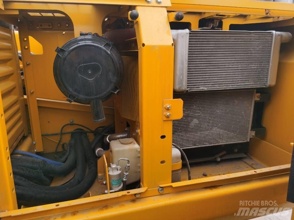 Komatsu PC 220-7 Гусеничні екскаватори