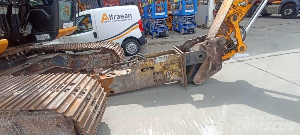JCB JS 210 LC Гусеничні екскаватори
