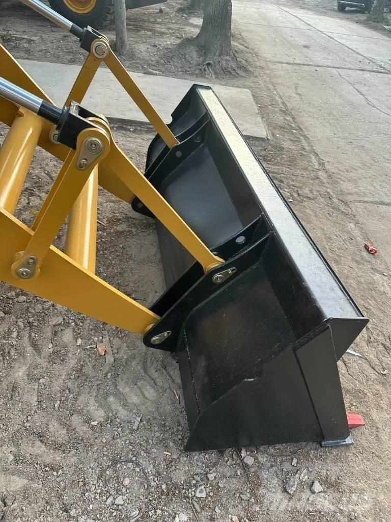 CAT 420 F Екскаватори-навантажувачі