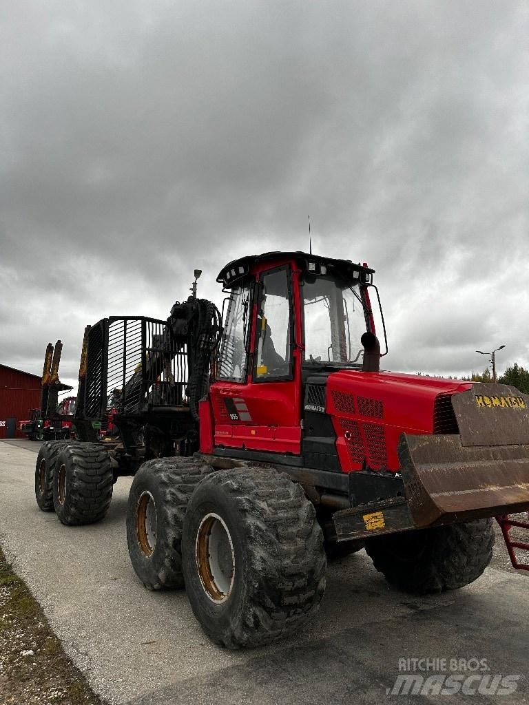 Komatsu 895 Форвардери