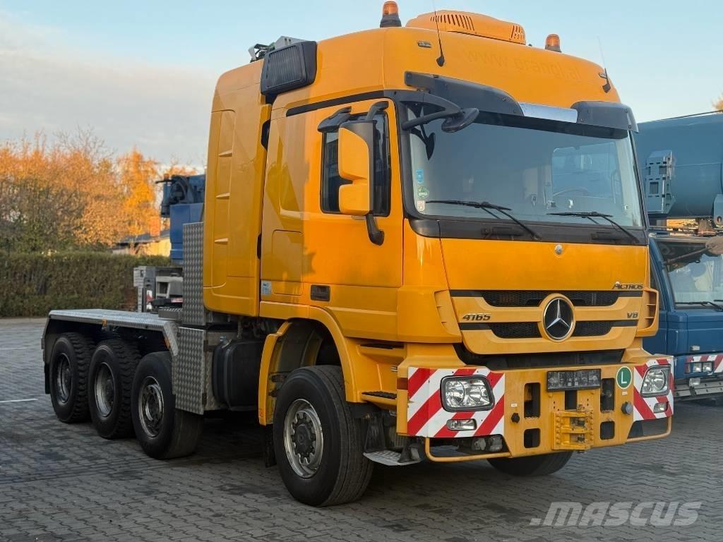 Mercedes-Benz 4165 Тягачі