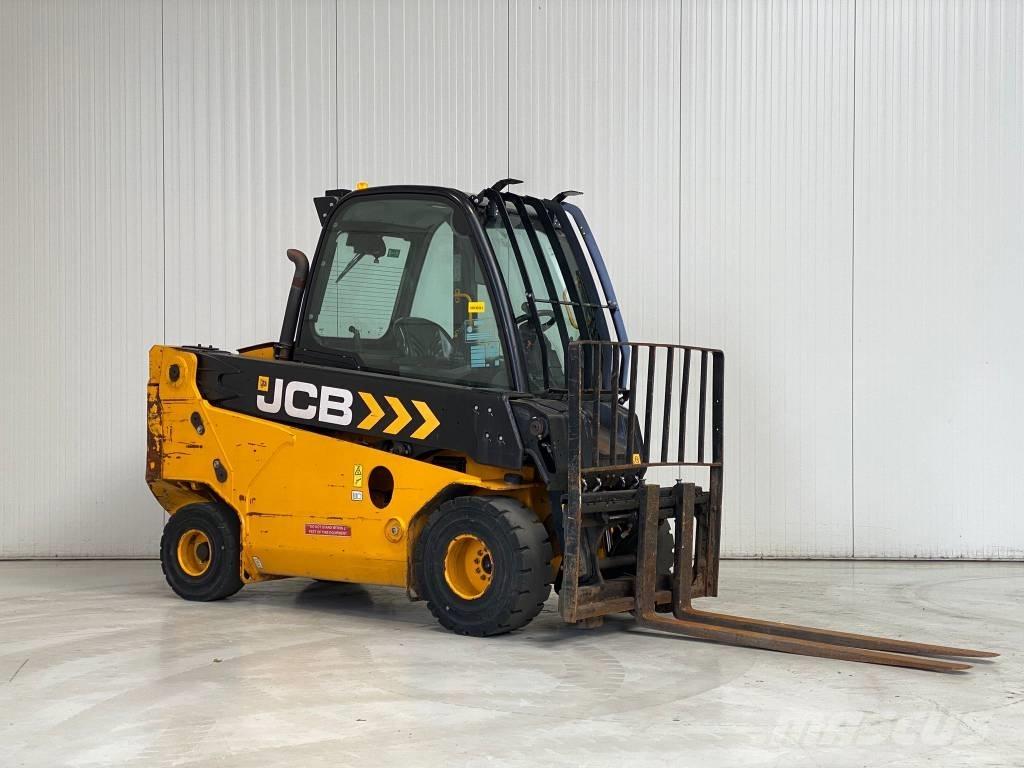 JCB TLT30-19D-2WD Дизельні навантажувачі