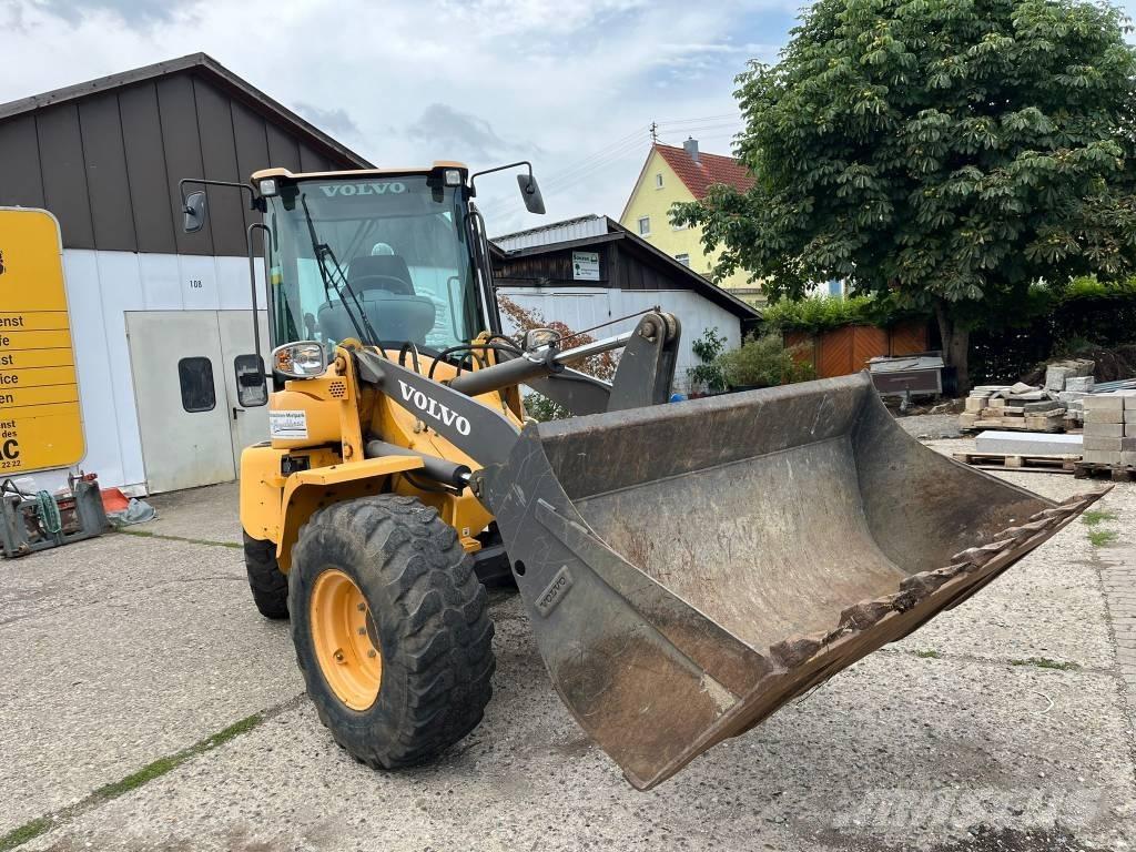 Volvo L 35 G Фронтальні навантажувачі