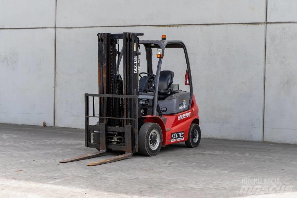 Manitou MI 25 D Дизельні навантажувачі