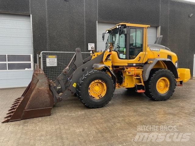 Volvo L90H Фронтальні навантажувачі