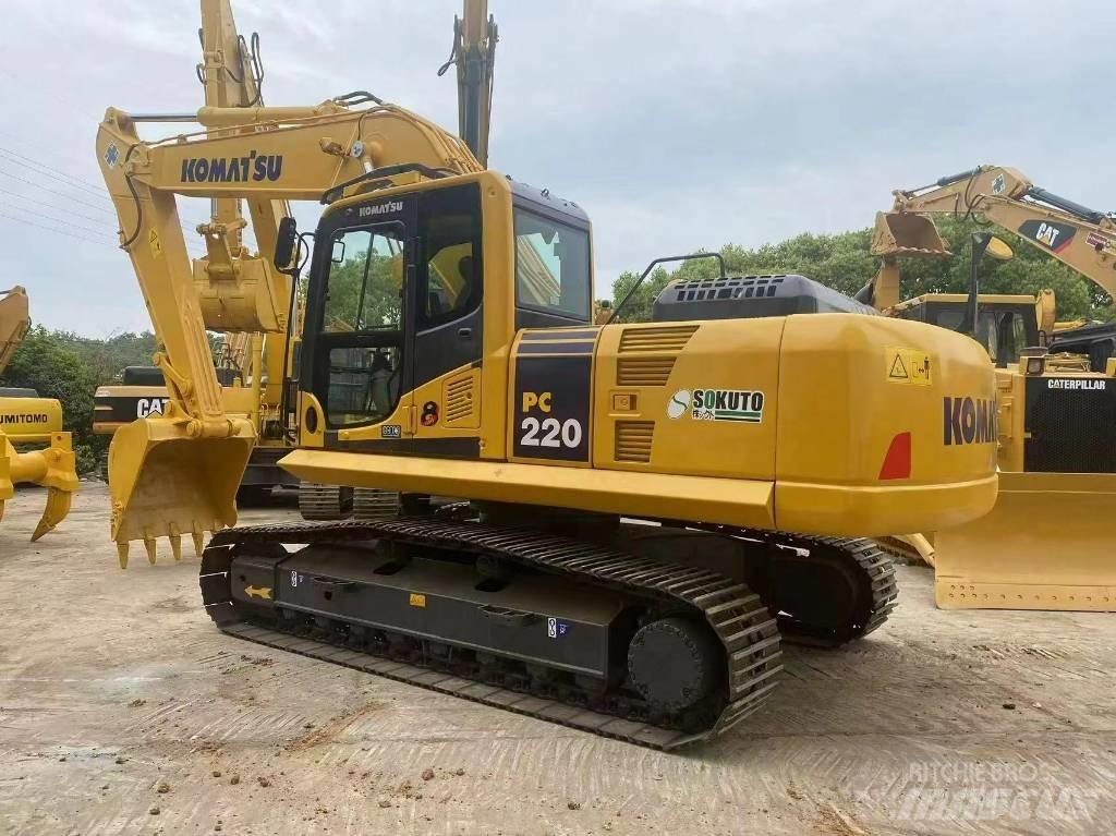 Komatsu PC220LC-8 Гусеничні екскаватори