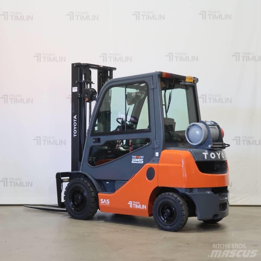 Toyota 02-8FGF25 Газові навантажувачі