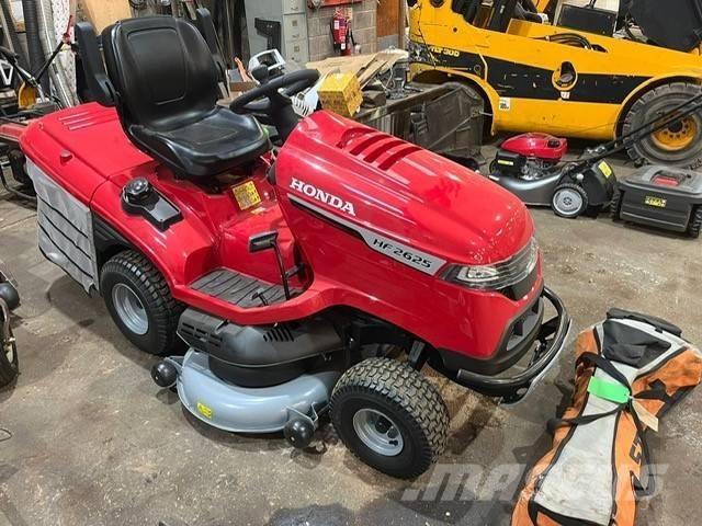 Honda HF2625 Самохідні газонокосарки