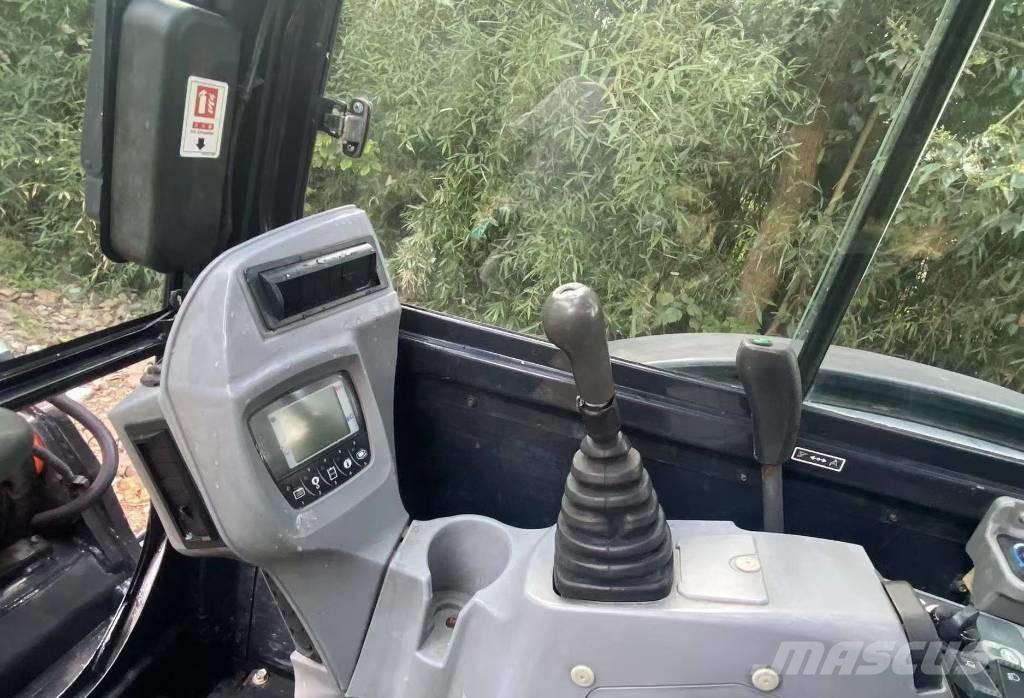 Kubota KX 165 Гусеничні екскаватори