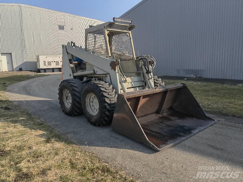 Bobcat M 970 Міні-навантажувачі