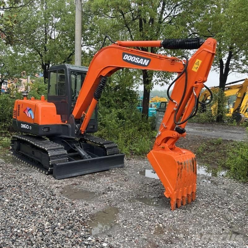 Doosan DH 60 Міні-екскаватори < 7т
