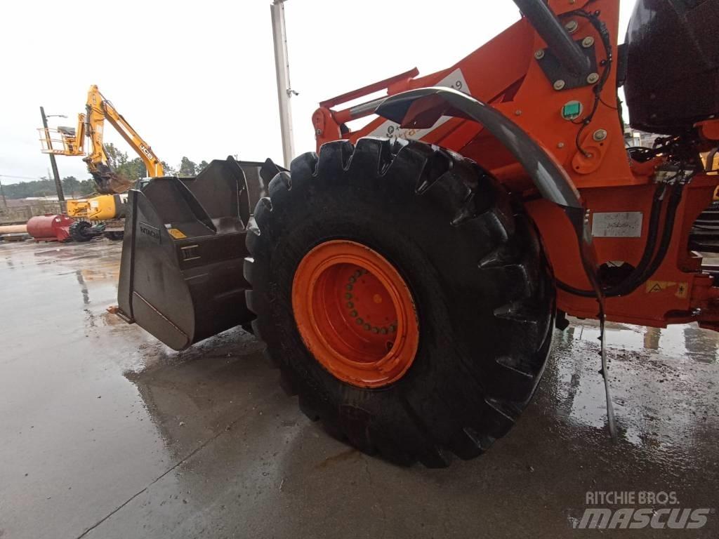 Hitachi ZW 310-6 Фронтальні навантажувачі