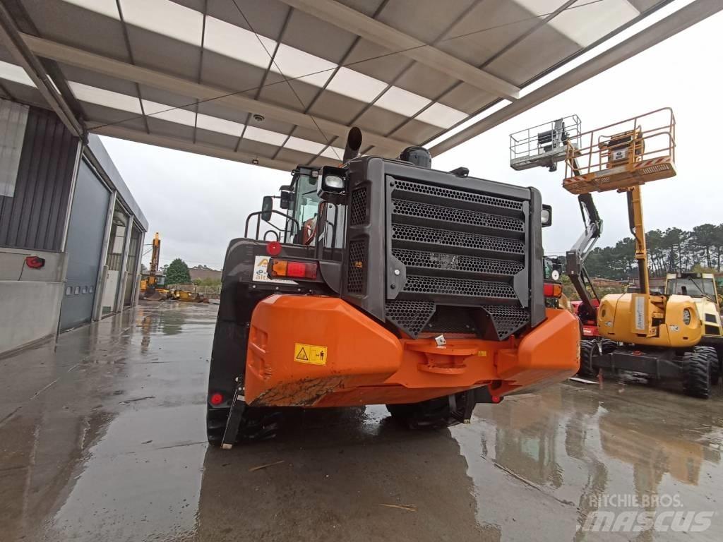 Hitachi ZW 310-6 Фронтальні навантажувачі