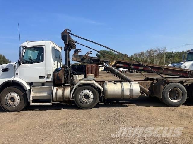 Volvo VHD Контейнеровози