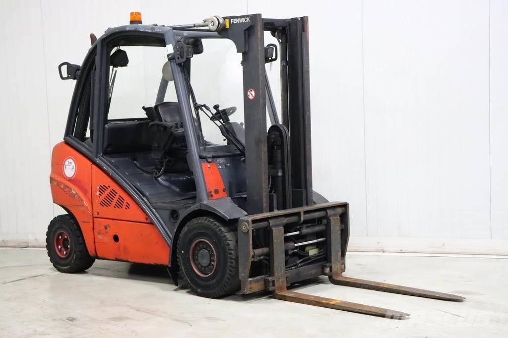 Linde H30D Дизельні навантажувачі