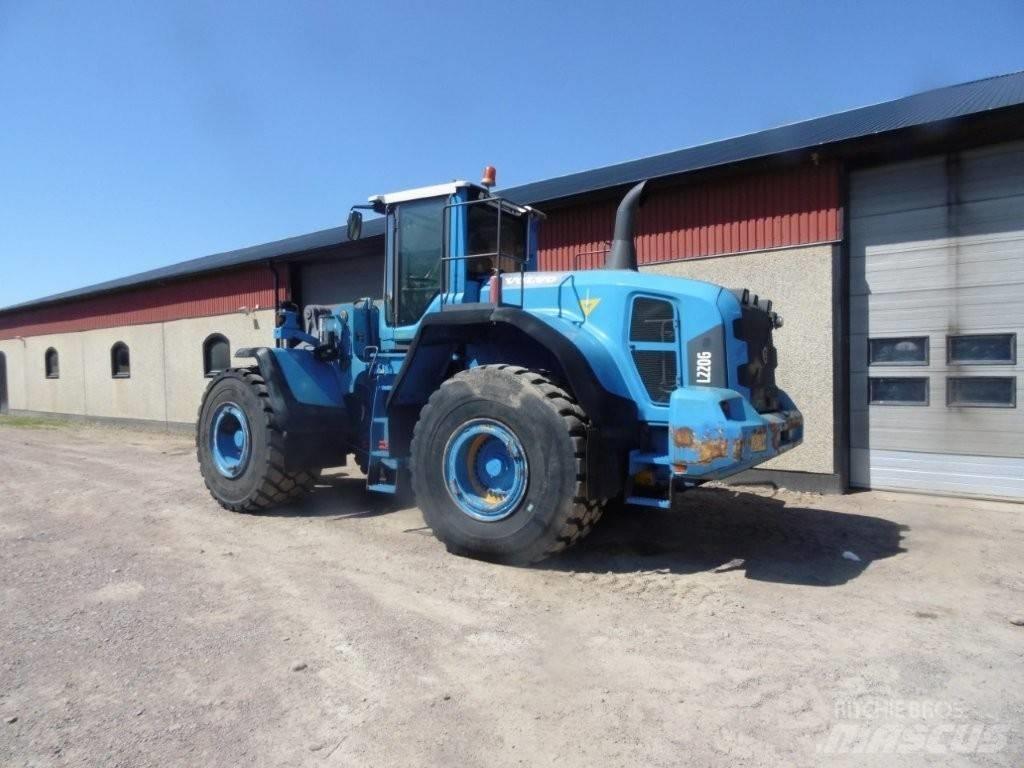 Volvo L 220 G Фронтальні навантажувачі